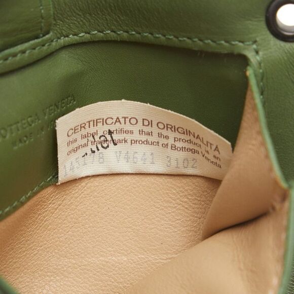 Bottega Veneta Intrecciato Green Leather Wallet  (Pre-Owned) - Picture 6 of 9